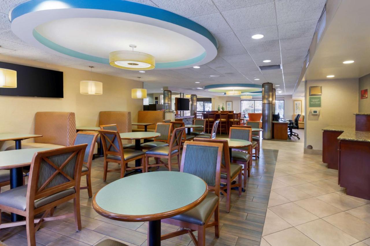 Best Western Plus Wilmington / Wrightsville Beach Ngoại thất bức ảnh