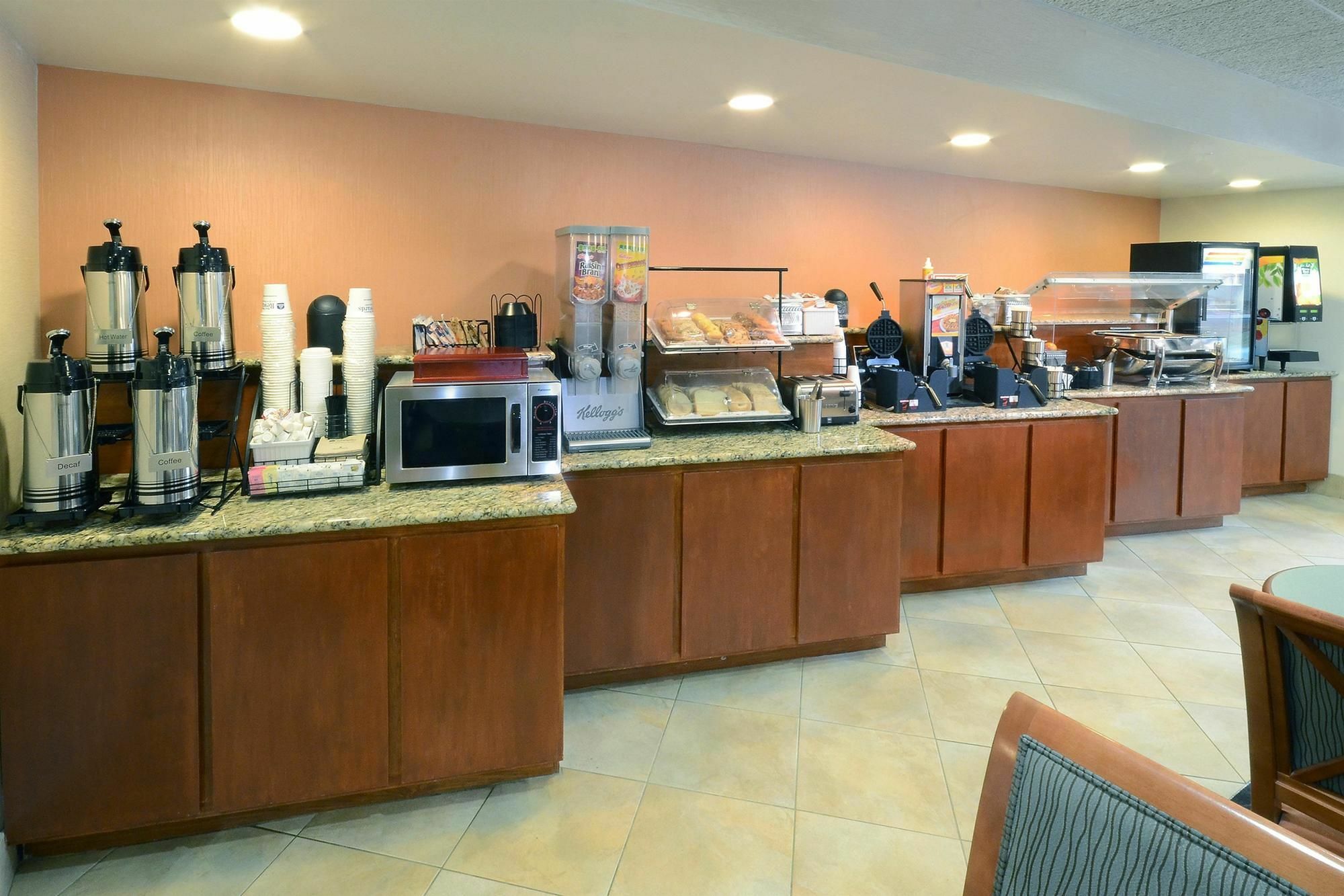 Best Western Plus Wilmington / Wrightsville Beach Ngoại thất bức ảnh